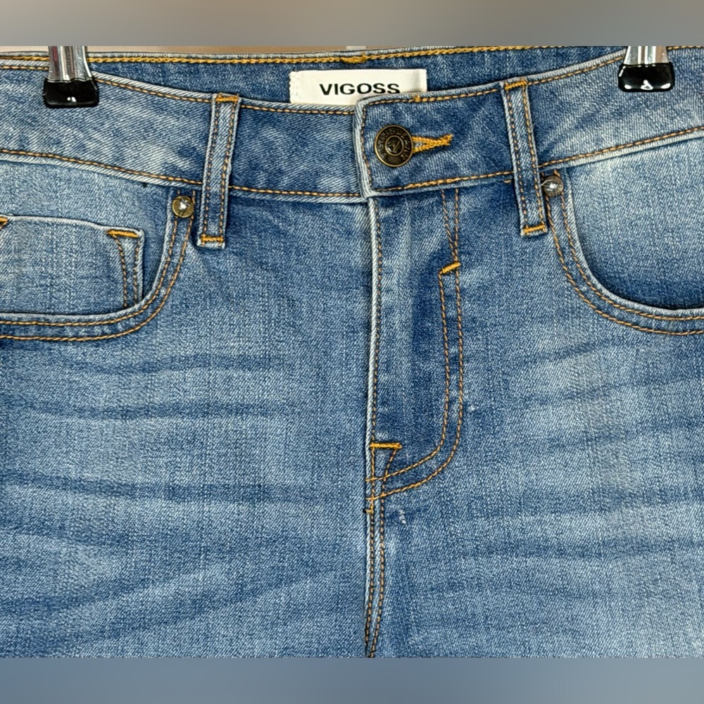 Vigoss Marley Bermuda Shorts Size 27 Medium Wash Denim NWT - Picture 3 of 5